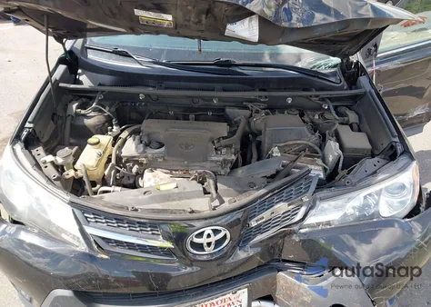 2013 Toyota Rav4 Xle z USA, uszkodzony, nr VIN 2T3RFREV1DW039339